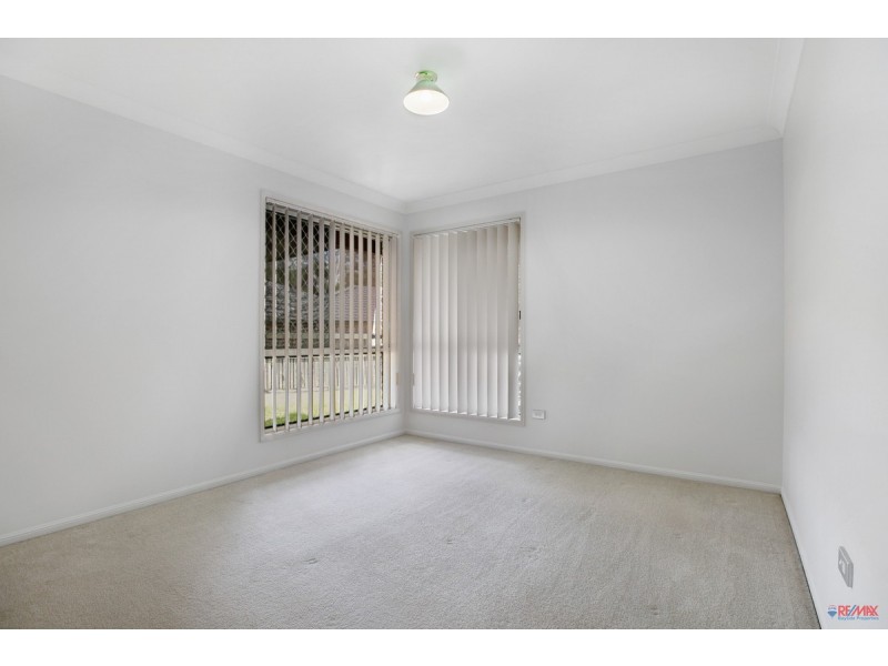 8 Pentland Close, Birkdale QLD 4159