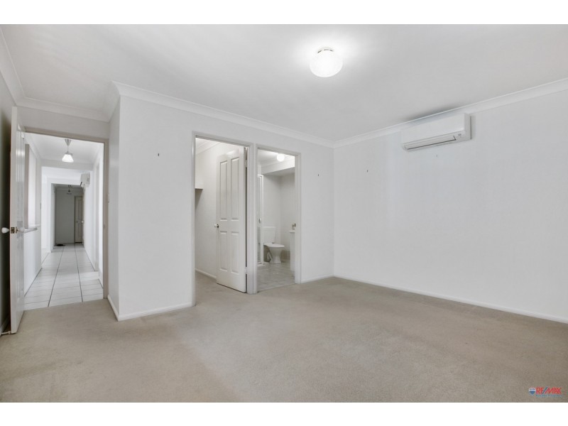 8 Pentland Close, Birkdale QLD 4159