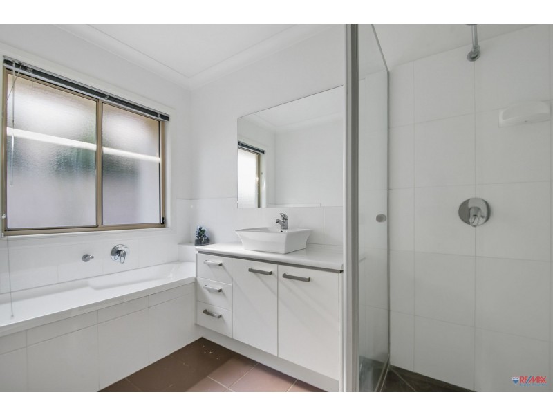 4 Raife Close, Wellington Point QLD 4160