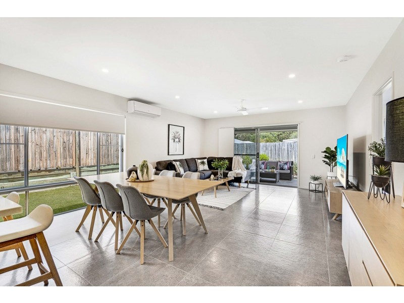 84 Ravenbourne Circuit, Capalaba QLD 4157