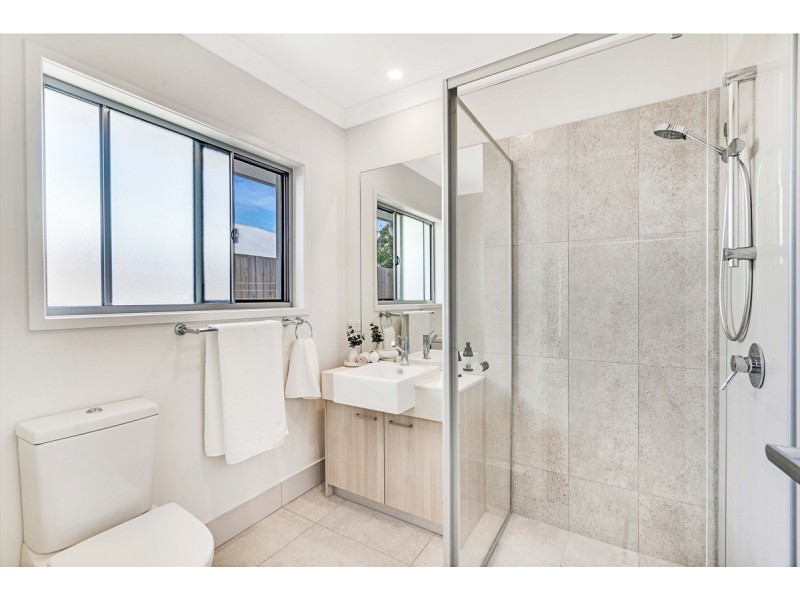 84 Ravenbourne Circuit, Capalaba QLD 4157