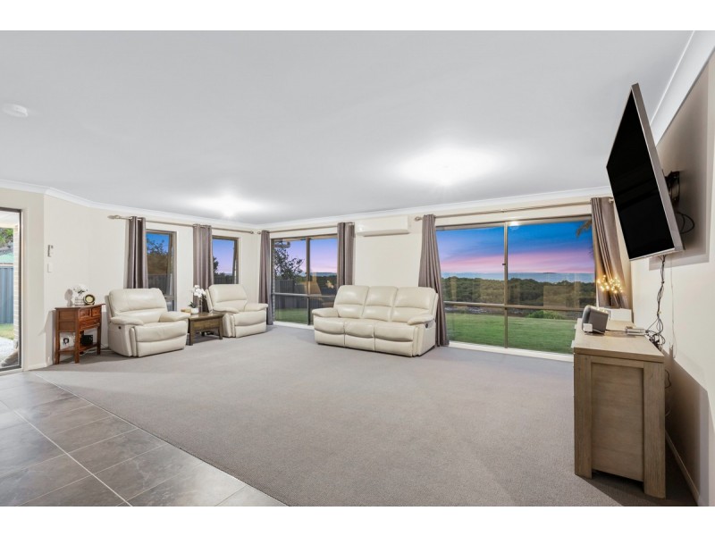 1 Jean Street, Thorneside QLD 4158
