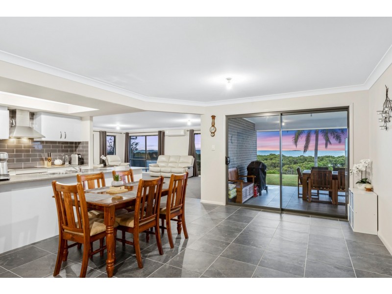 1 Jean Street, Thorneside QLD 4158