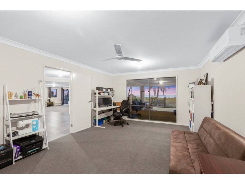 1 Jean Street, Thorneside QLD 4158