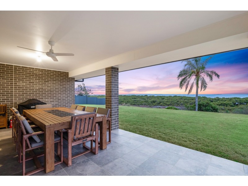 1 Jean Street, Thorneside QLD 4158