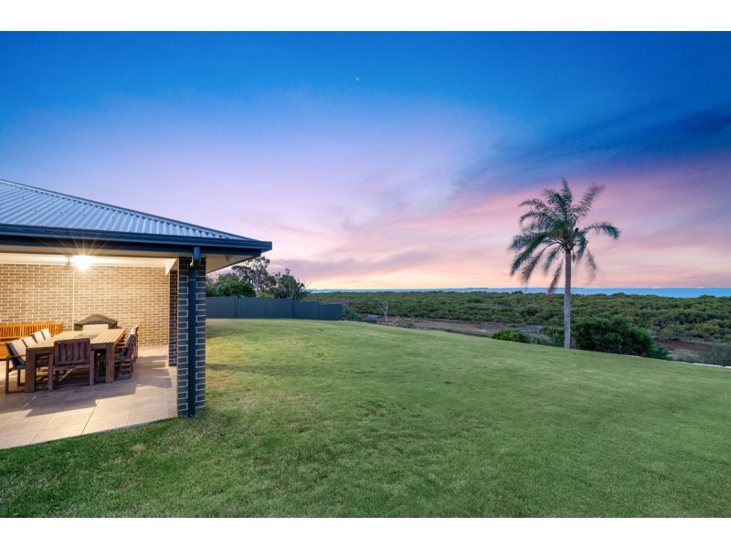 1 Jean Street, Thorneside QLD 4158