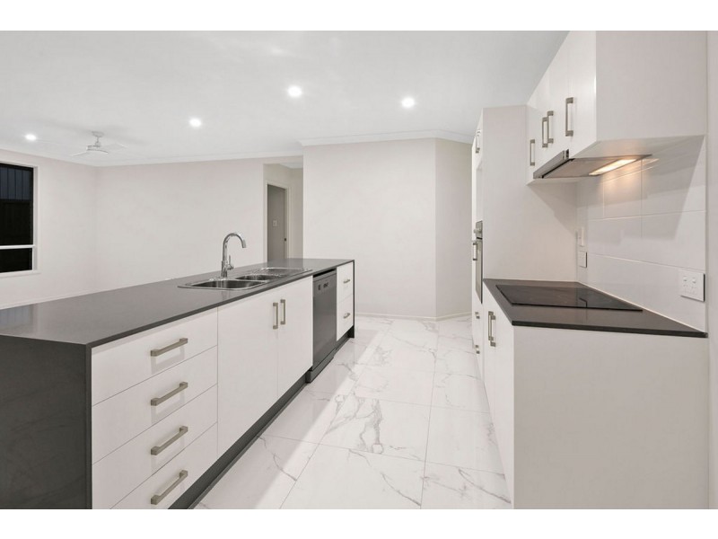 2/8 Katandra Court, Cleveland QLD 4163