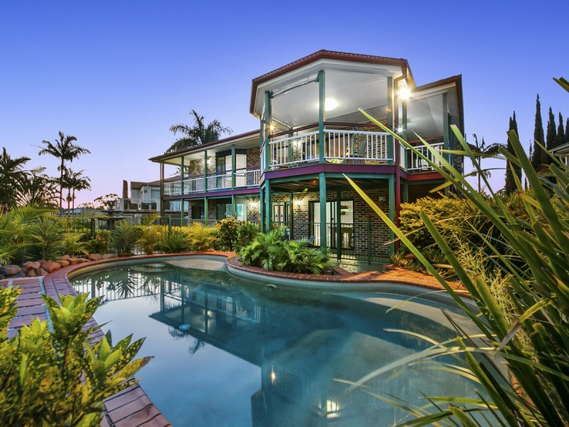 21 The Boulevard, Redland Bay QLD 4165
