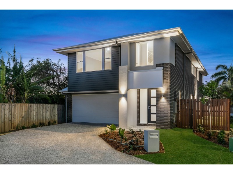 8 Shoreside Close, Birkdale QLD 4159