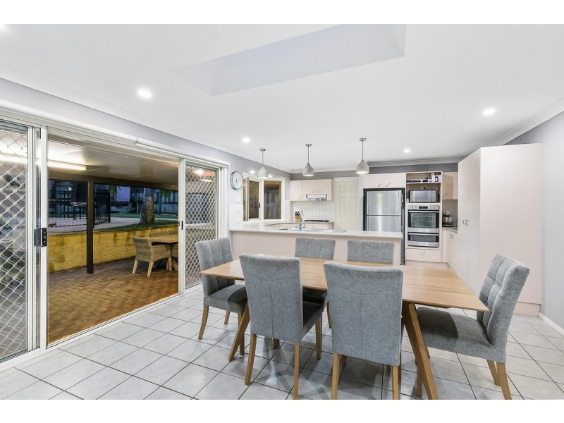 11 Amethyst Street, Alexandra Hills QLD 4161