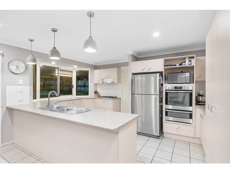 11 Amethyst Street, Alexandra Hills QLD 4161