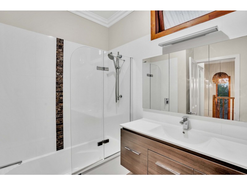 64 Thomas Street, Kangaroo Point QLD 4169