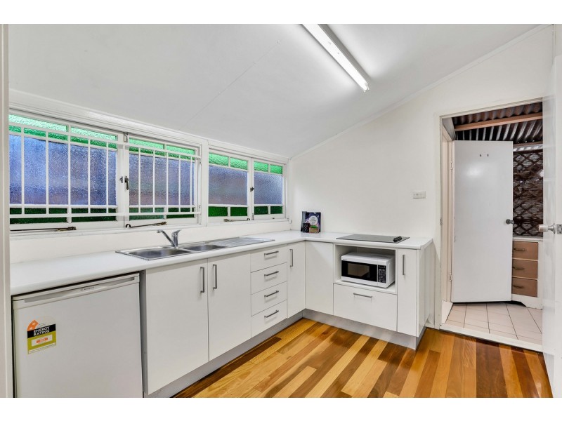 64 Thomas Street, Kangaroo Point QLD 4169