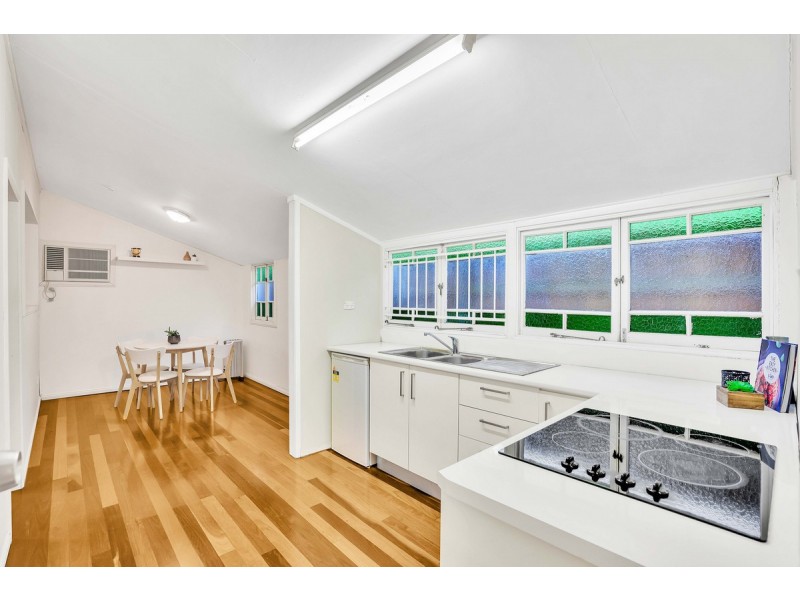 64 Thomas Street, Kangaroo Point QLD 4169