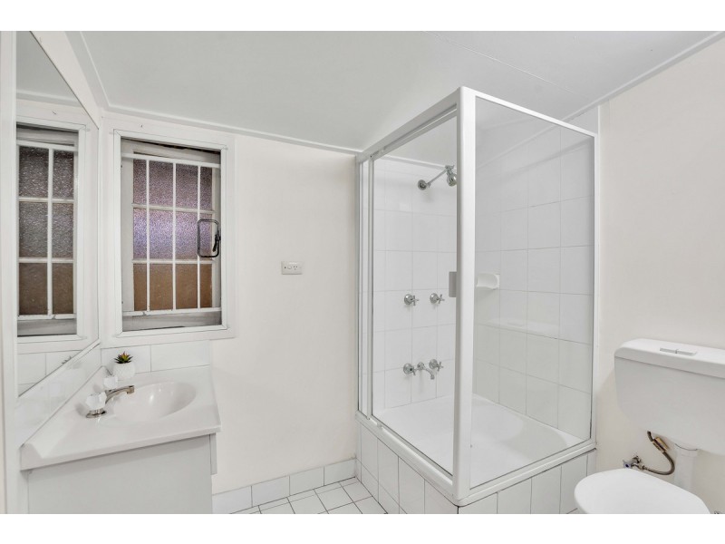 64 Thomas Street, Kangaroo Point QLD 4169