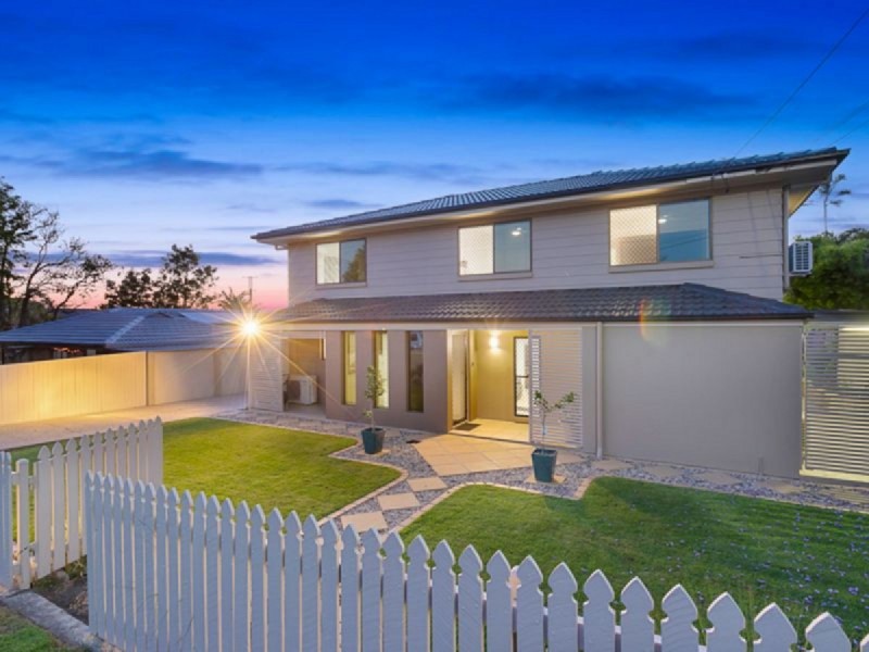 2 Lindon Street, Birkdale QLD 4159