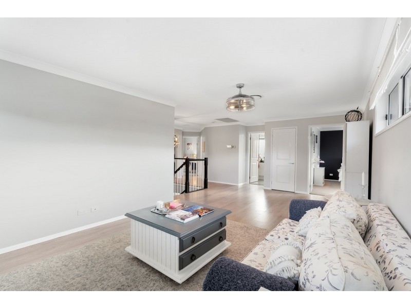 9 Anhs Place, Wellington Point QLD 4160