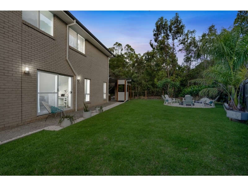 9 Anhs Place, Wellington Point QLD 4160