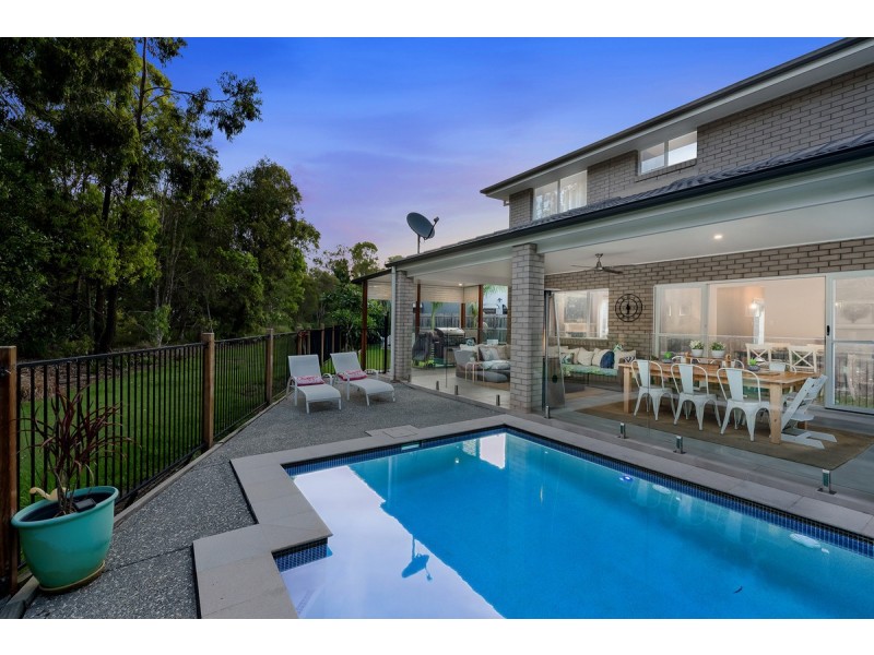 9 Anhs Place, Wellington Point QLD 4160