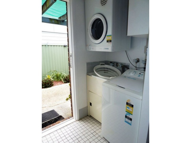 2/80 Ferry Road, Thorneside QLD 4158