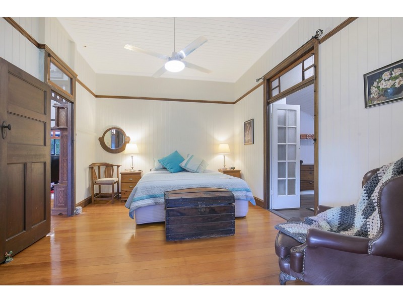 111 Warriewood Street, Chandler QLD 4155