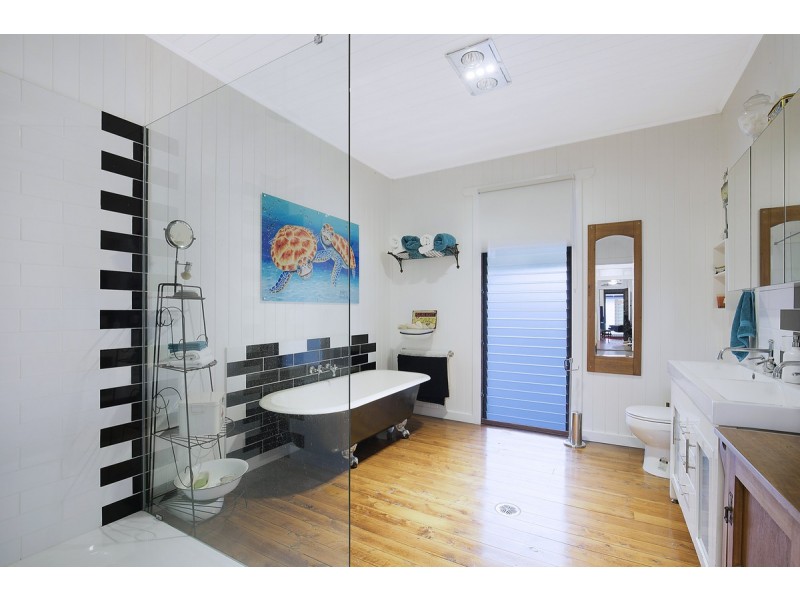 111 Warriewood Street, Chandler QLD 4155