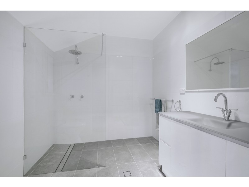 111 Warriewood Street, Chandler QLD 4155