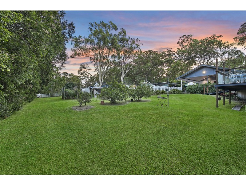 111 Warriewood Street, Chandler QLD 4155