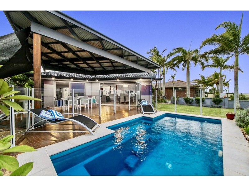16 Orana Esplanade, Victoria Point QLD 4165