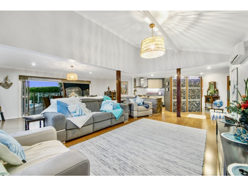 16 Orana Esplanade, Victoria Point QLD 4165