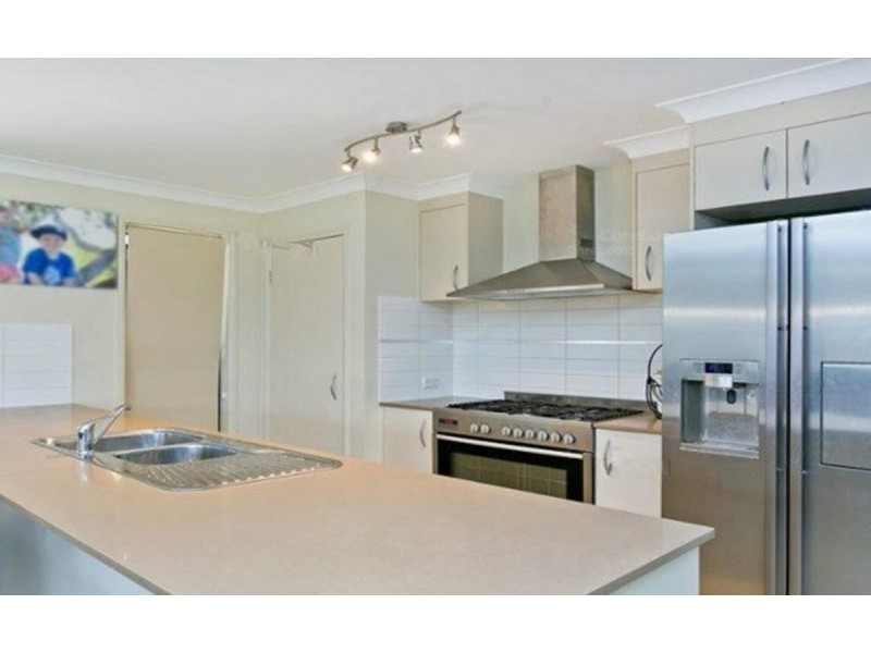 7 Estuary Avenue, Victoria Point QLD 4165