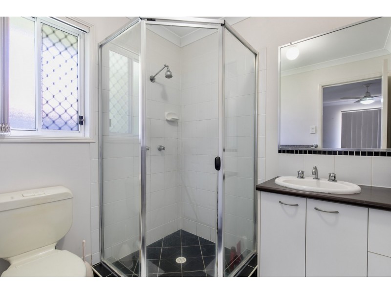 5 Pinecrest Place, Victoria Point QLD 4165