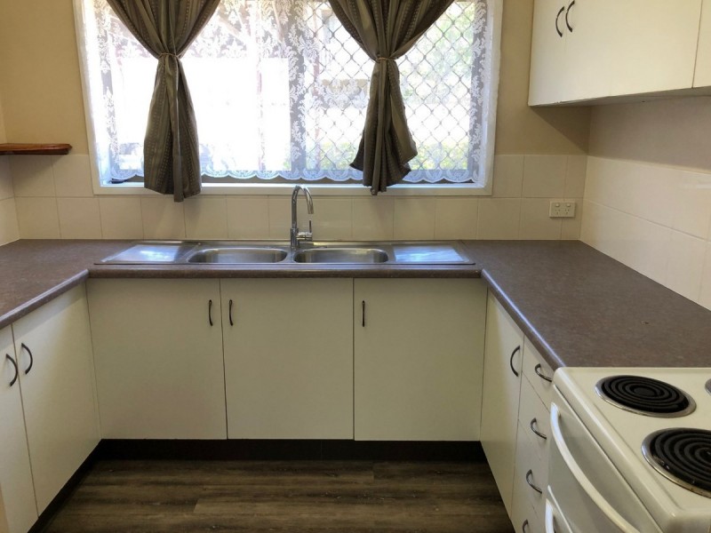 2/76 Mount Cotton Road, Capalaba QLD 4157