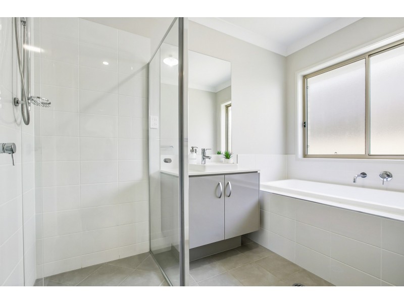 18 McPherson Street, Thornlands QLD 4164