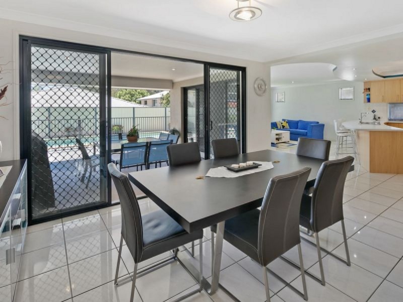 3 Discovery Place, Wellington Point QLD 4160
