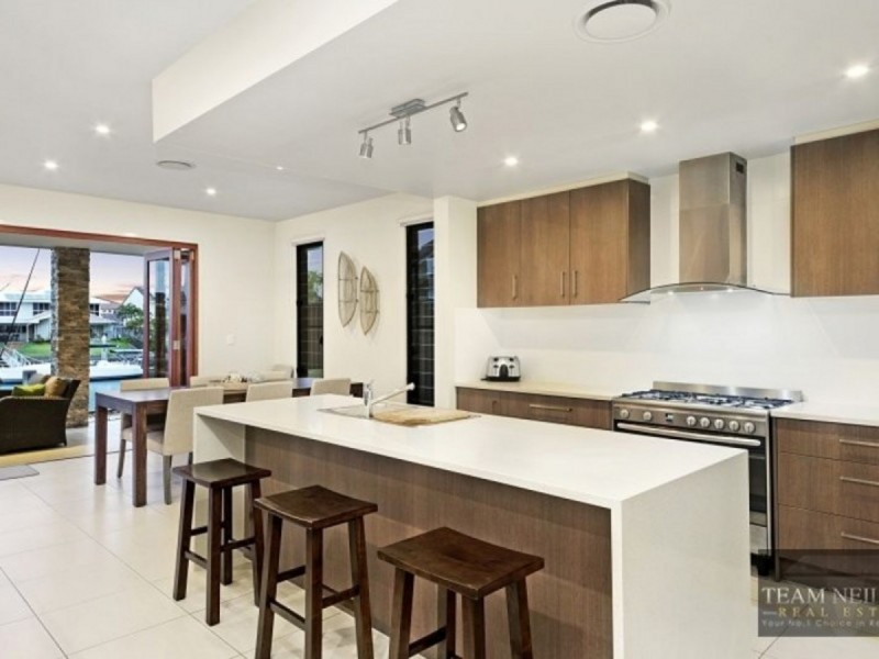 41 Compass Court, Raby Bay QLD 4163