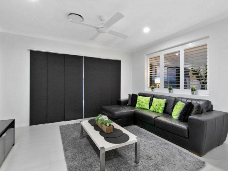 20 Capella Drive, Redland Bay QLD 4165