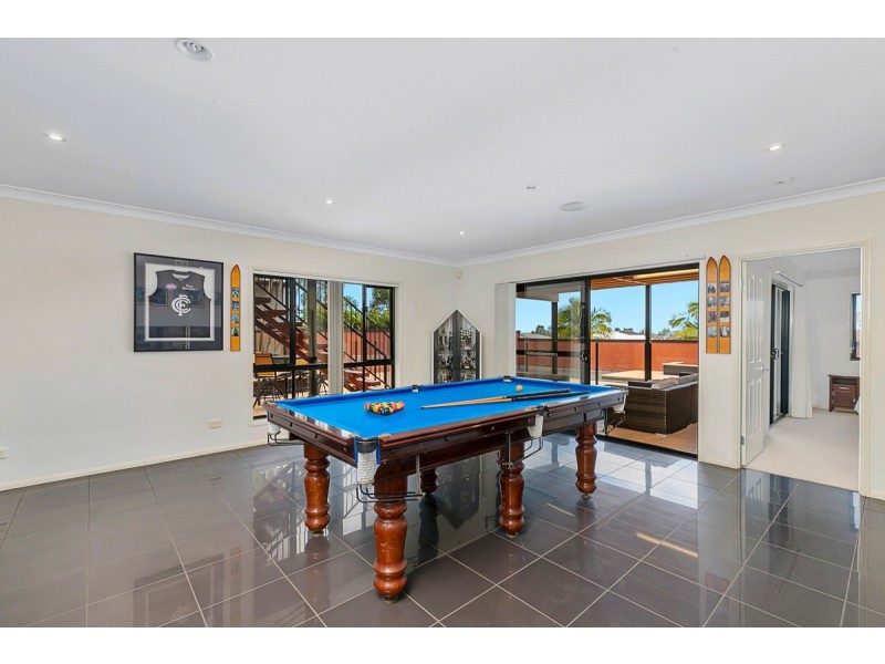13 Irwin Place, Redland Bay QLD 4165