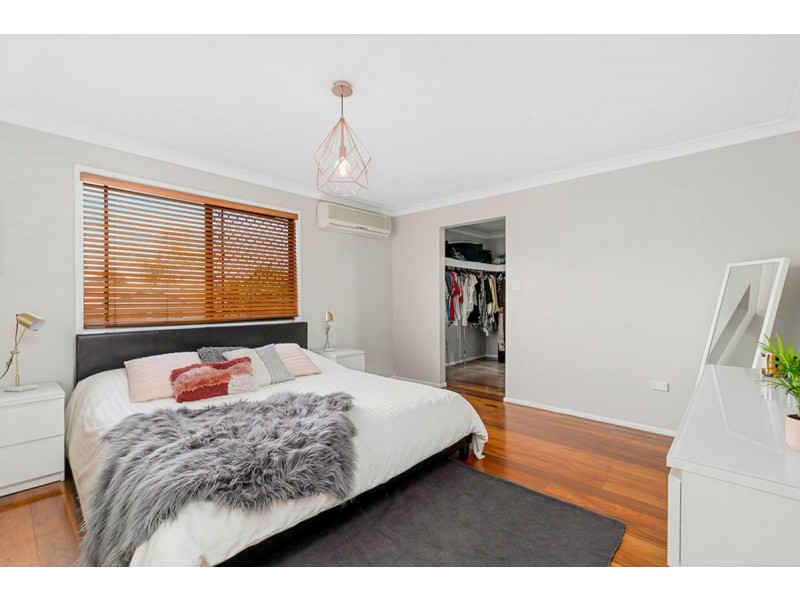 1 Sunbury Street, Birkdale QLD 4159