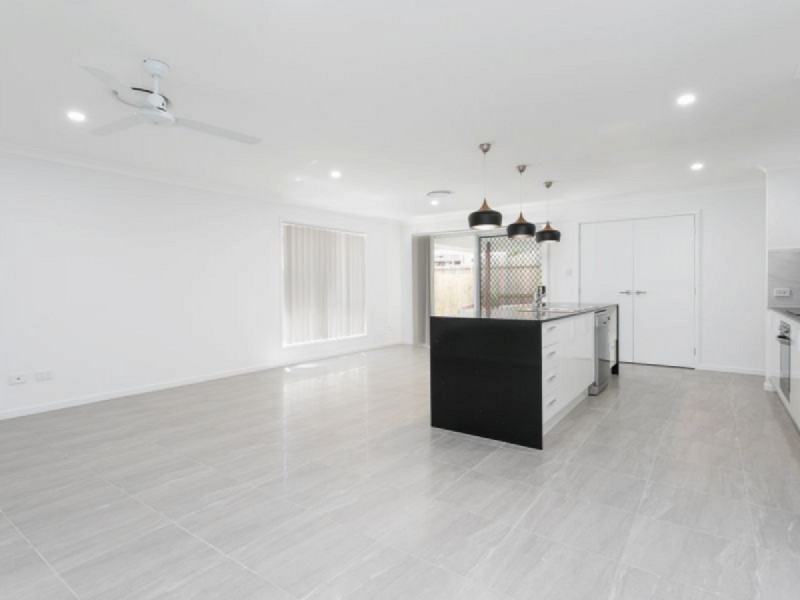 3 Glenhaven Close, Redland Bay QLD 4165