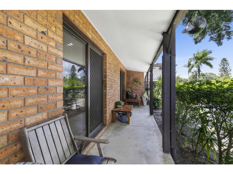 11 Downing Street, Birkdale QLD 4159