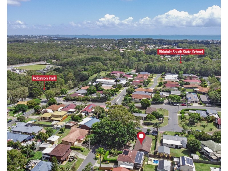 11 Downing Street, Birkdale QLD 4159