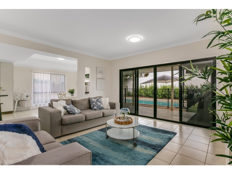 20 Joseph Place, Ormiston QLD 4160