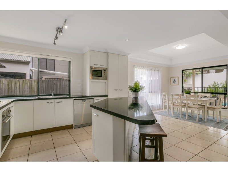20 Joseph Place, Ormiston QLD 4160