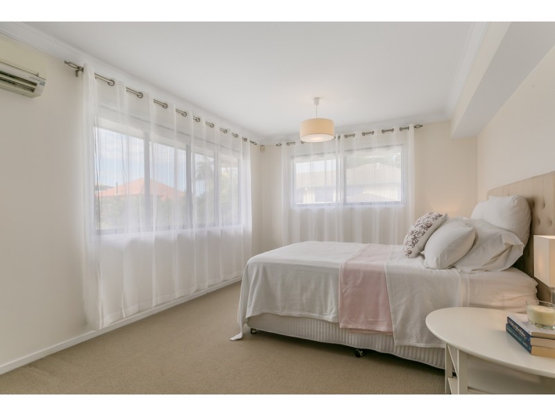 20 Joseph Place, Ormiston QLD 4160