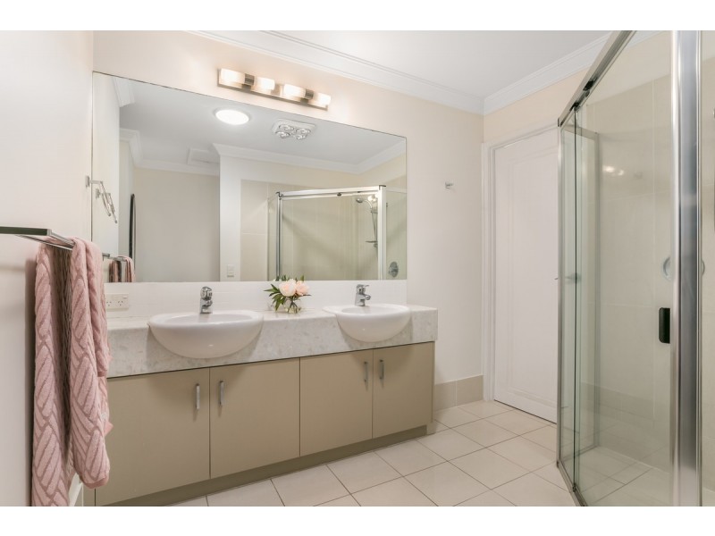 20 Joseph Place, Ormiston QLD 4160