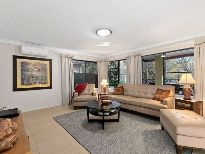 8 Truscot Place, Thornlands QLD 4164