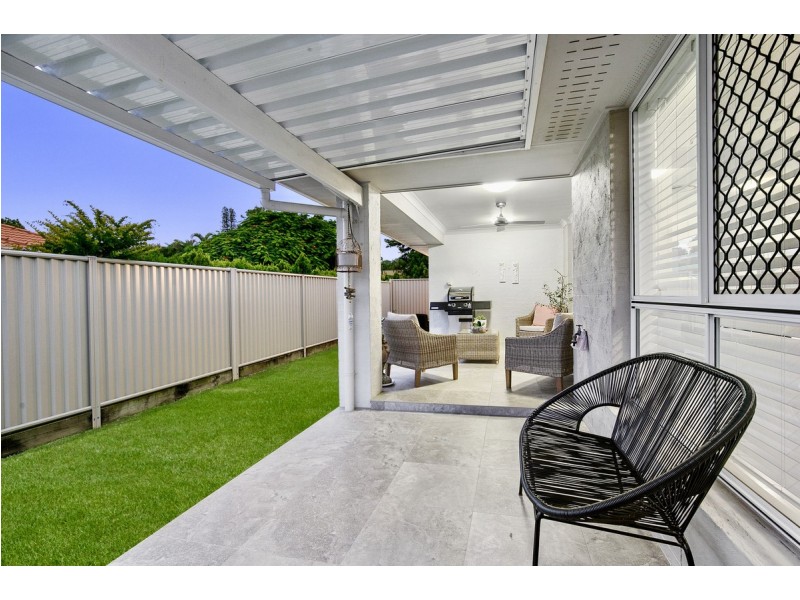 18 Pandanus Street, Birkdale QLD 4159