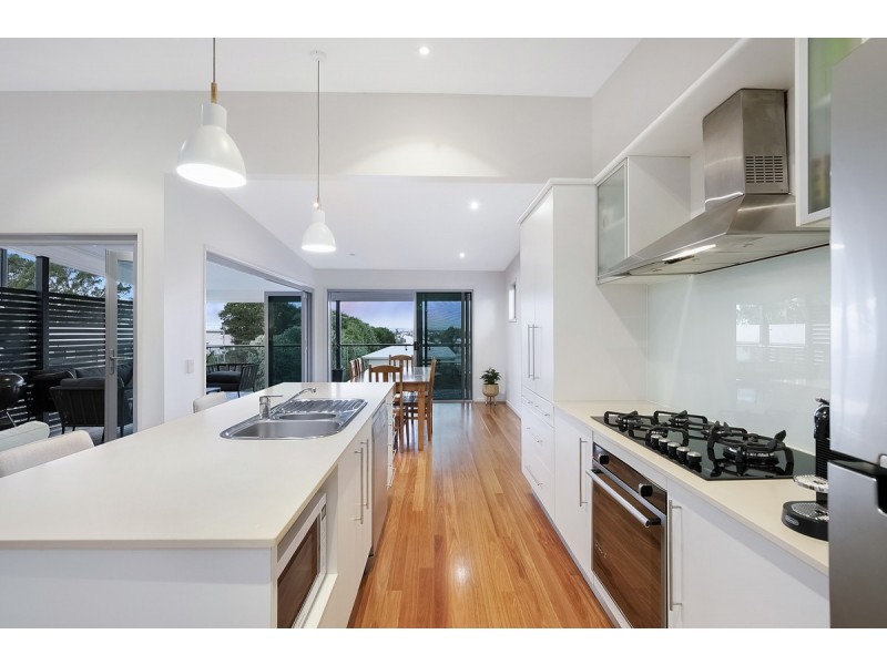 9 George Street, Ormiston QLD 4160