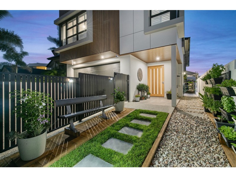 10 Caravel Court, Raby Bay QLD 4163